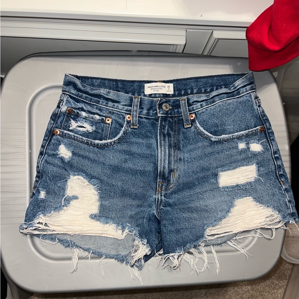 Abercrombie & Fitch Women's Boyfriend Mid Rise Denim Short